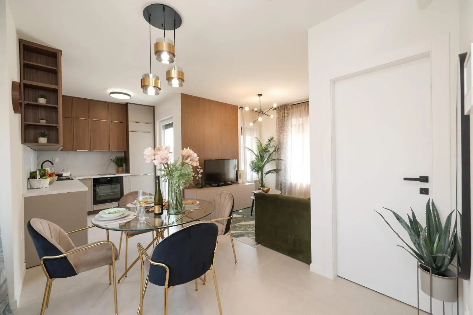 Luxury Apartment Bokan Zara